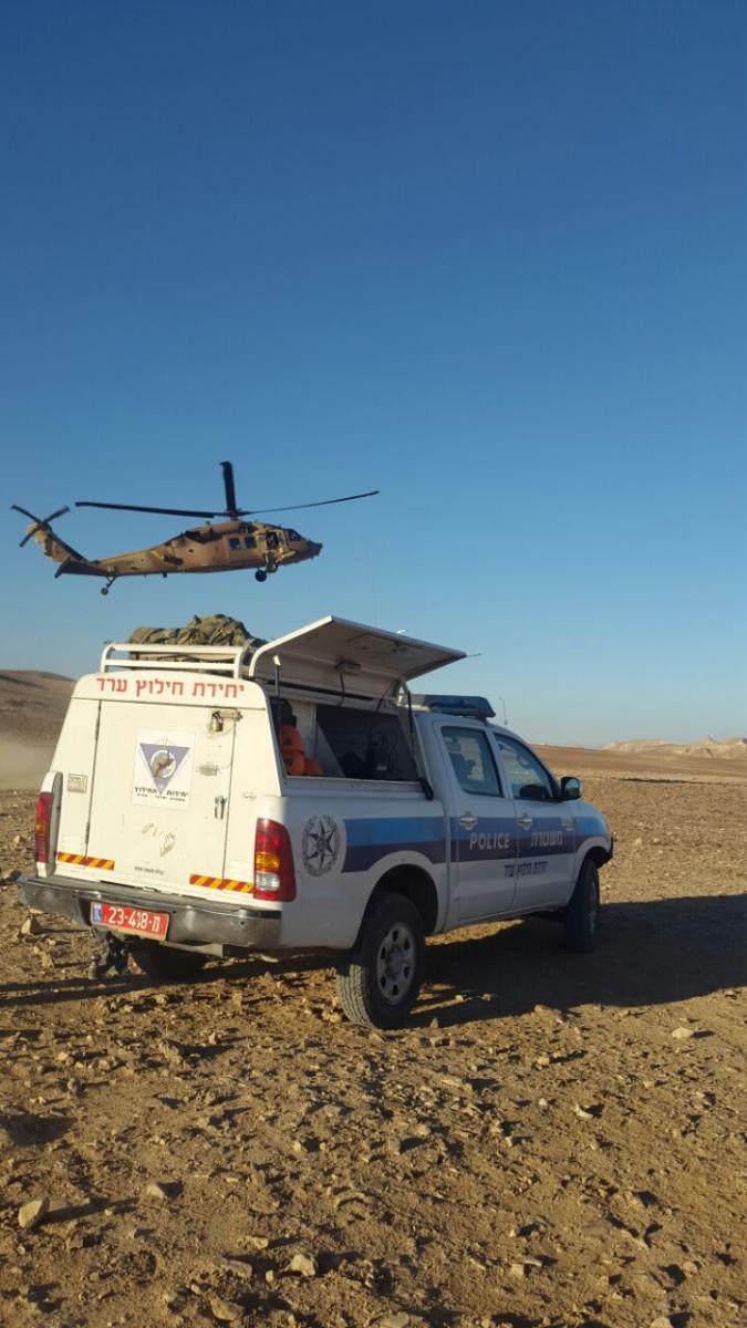 הצוותים של יחידת חילוץ ערד ביזרת האירוע (צילום: יחידת חילוץ ערד)